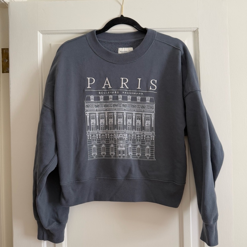 Abercrombie Paris Graphic Women's Sweater - Gray M